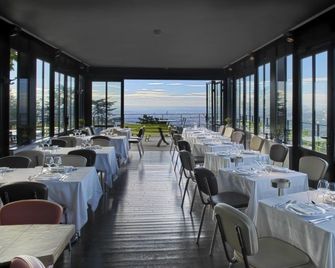 L'Ermitage Hôtel Cuisine-À-Manger - Saint-Cyr-au-Mont-d'Or - Restaurant