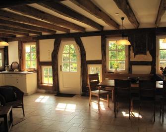 Find peace in the Eifelbackhaus - Hellenthal - Dining room