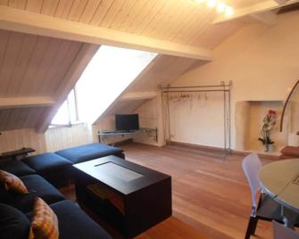 Apartment in the city center with breathtaking views of the port and the Vauban citadel - Le Palais - Salon