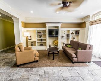 Sleep Inn at PGA Village - Port St. Lucie - Living room