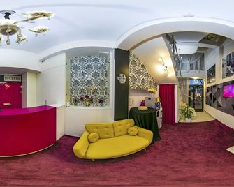 Hotel Evianne Boutique - Galați - Receptie