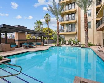 Boulevard Stays Modern Roosevelt Row Suite 1br Pool Gym 1 - Phoenix - Pool