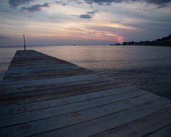 Olive Press Hotel - Míthymna