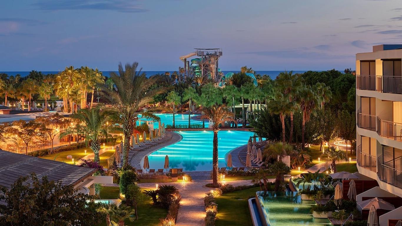 أجنحة وسبا منتجع باروت لارا