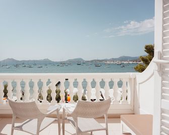 Hotel Illa d'Or & Illa d’Or Club Apartments - Port de Pollença - מרפסת