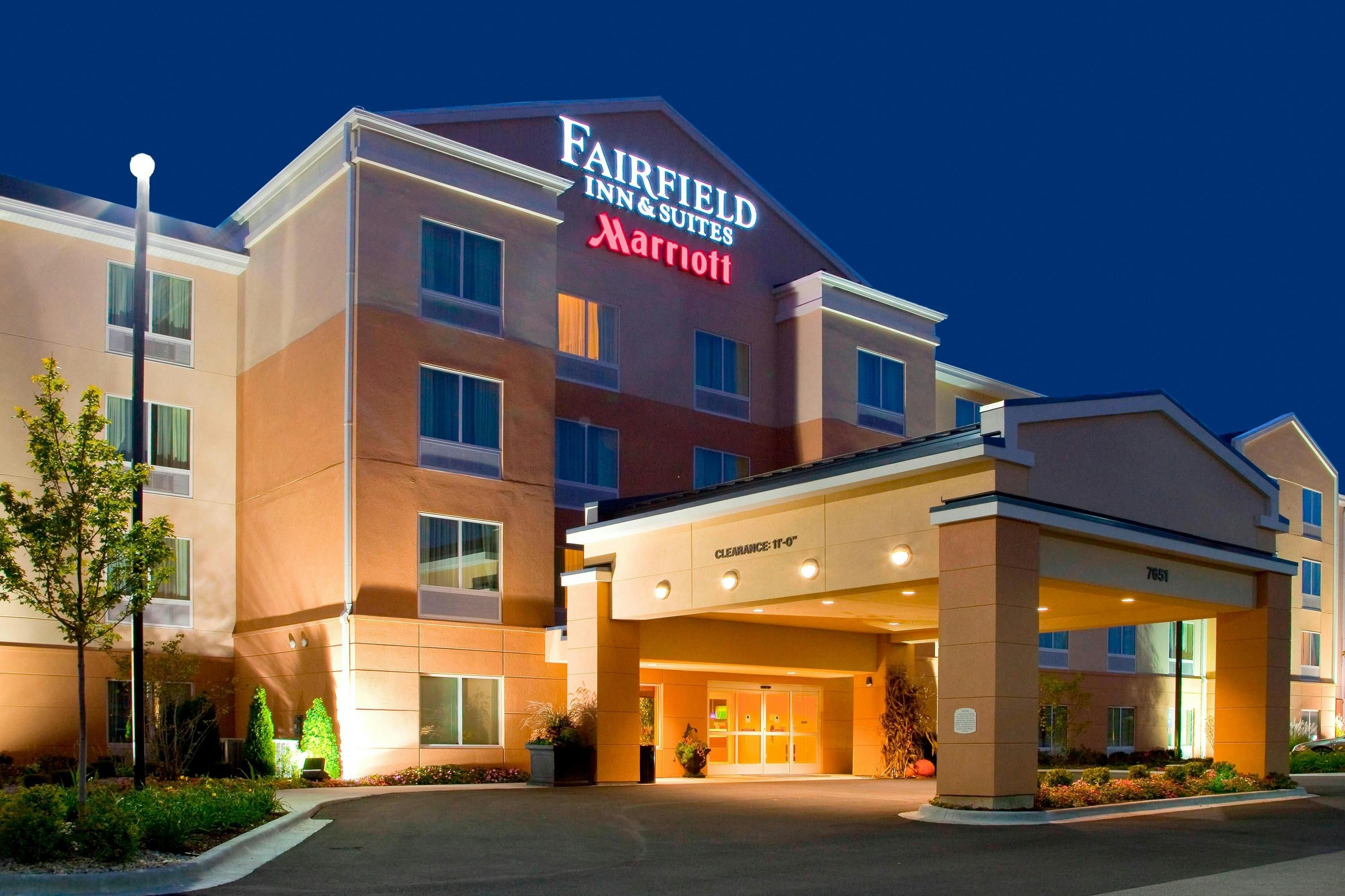 Fairfield Inn & Suites by Marriott Rockford - רוקפורד - בניין