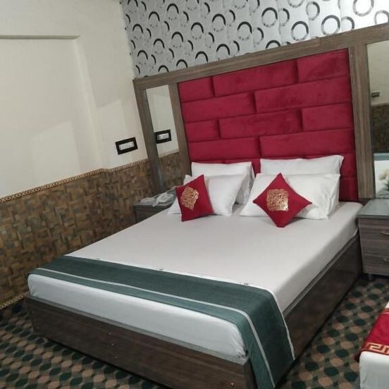 Royal Palace Hotel image 1