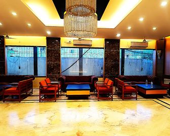 Hotel R P Grand Gopalganj - Gopālganj - Lobby