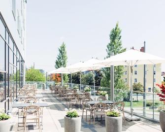 harry's home München hotel & apartments - Munich - Patio