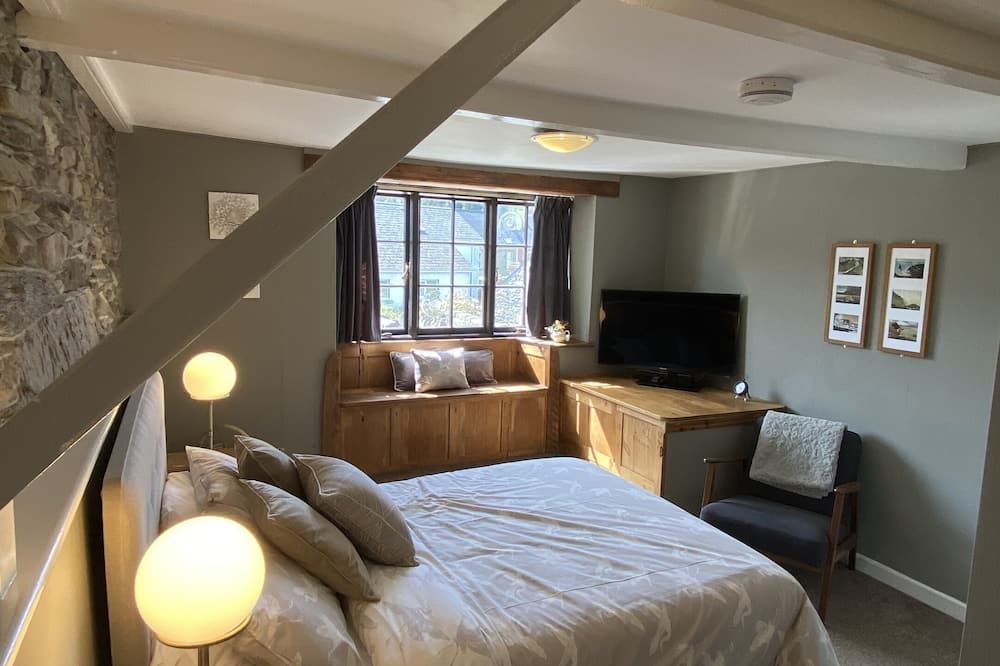 Tom's of Tregaron - Tregaron - Bedroom