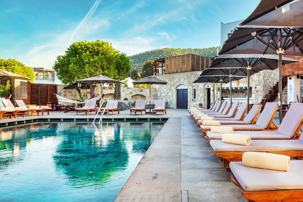 سينسيز هوتل - للبالغين فقط - بودروم - حوض السباحة