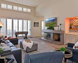 Casa Havana Stunning Views Pool Spa Pga West 4br - La Quinta - Salon