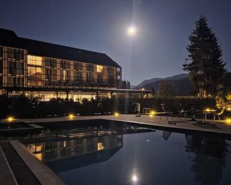 Lyra Hotel Plitvice - Plitvicka Jezera - Zwembad