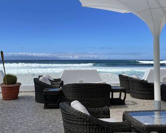 Europe Villa Cortes Gl - ארונה - חוף