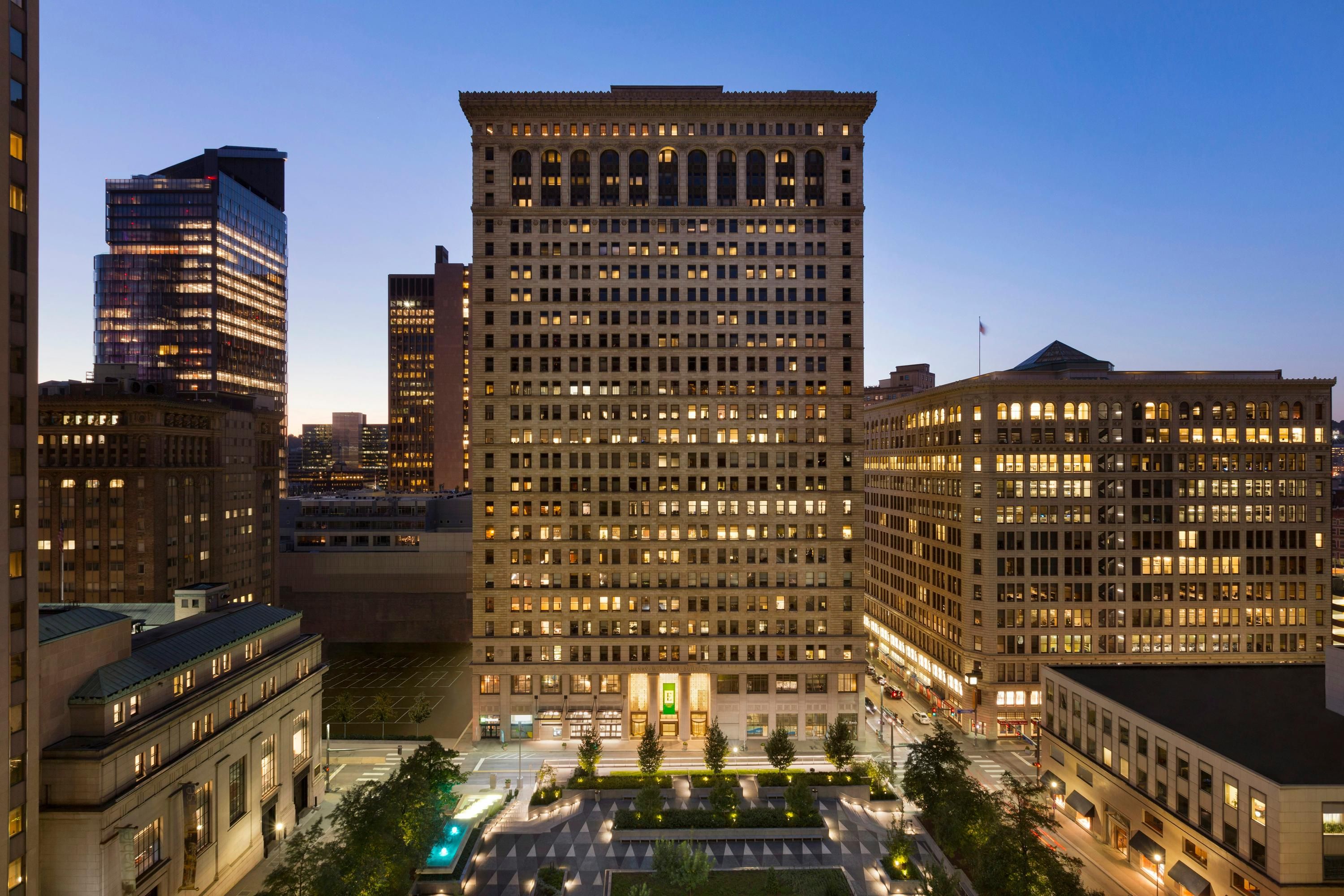 Embassy Suites by Hilton Pittsburgh Downtown - Pittsburgh - Building