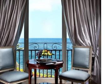 Grand Hotel Baia Verde - Catania - Wohnzimmer