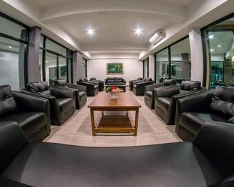 Buritel Hotel - Buriram - Lounge