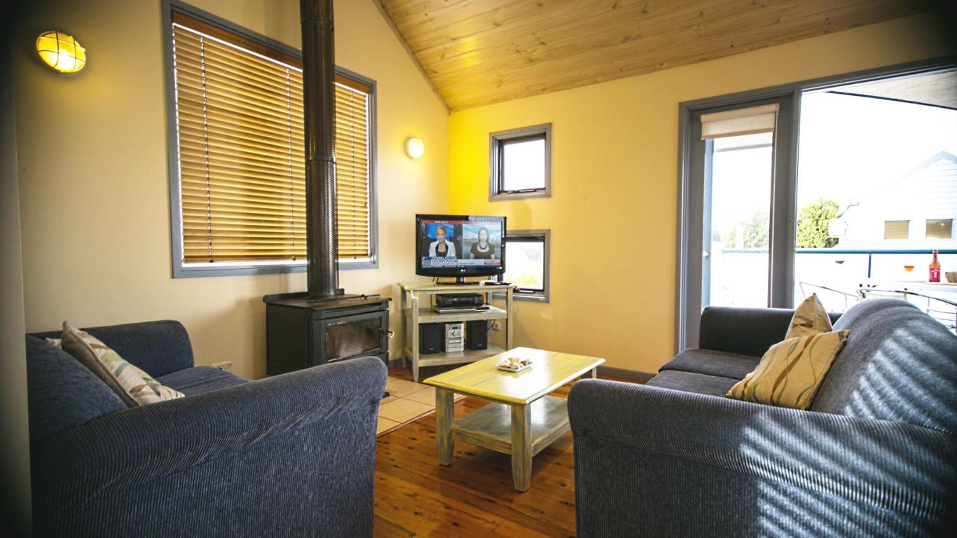 Rayville Boat Houses