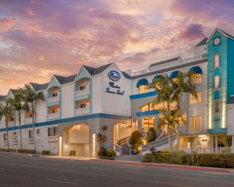 Best Western Plus Marina Shores Hotel - Dana Point - Building