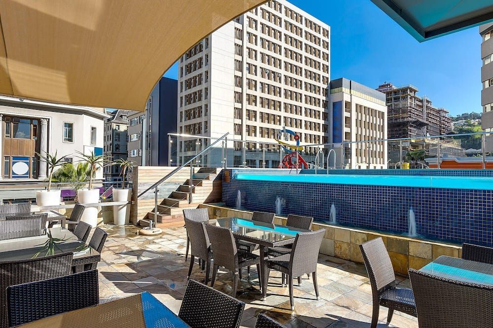 كريستا جراند كيب تاون