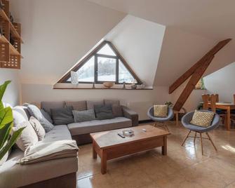 Gîte St Marie De Campan - Sainte-Marie-de-Campan - Вітальня