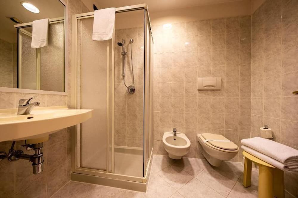 Hotel Gardenia thumbnail 3