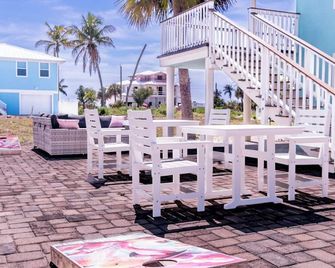 Flamingo Inn - Fort Myers Beach