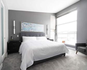Sunrise Ridge seaside escape - Parksville - Bedroom