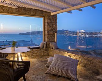 Mykonos No5 Luxury Suites & Villas - Míkonos - Balcón