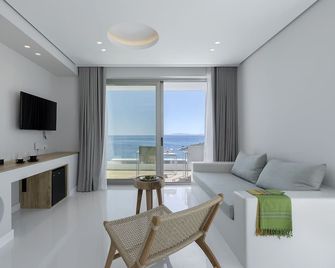 Infinity View Hotel - Tinos - Huiskamer