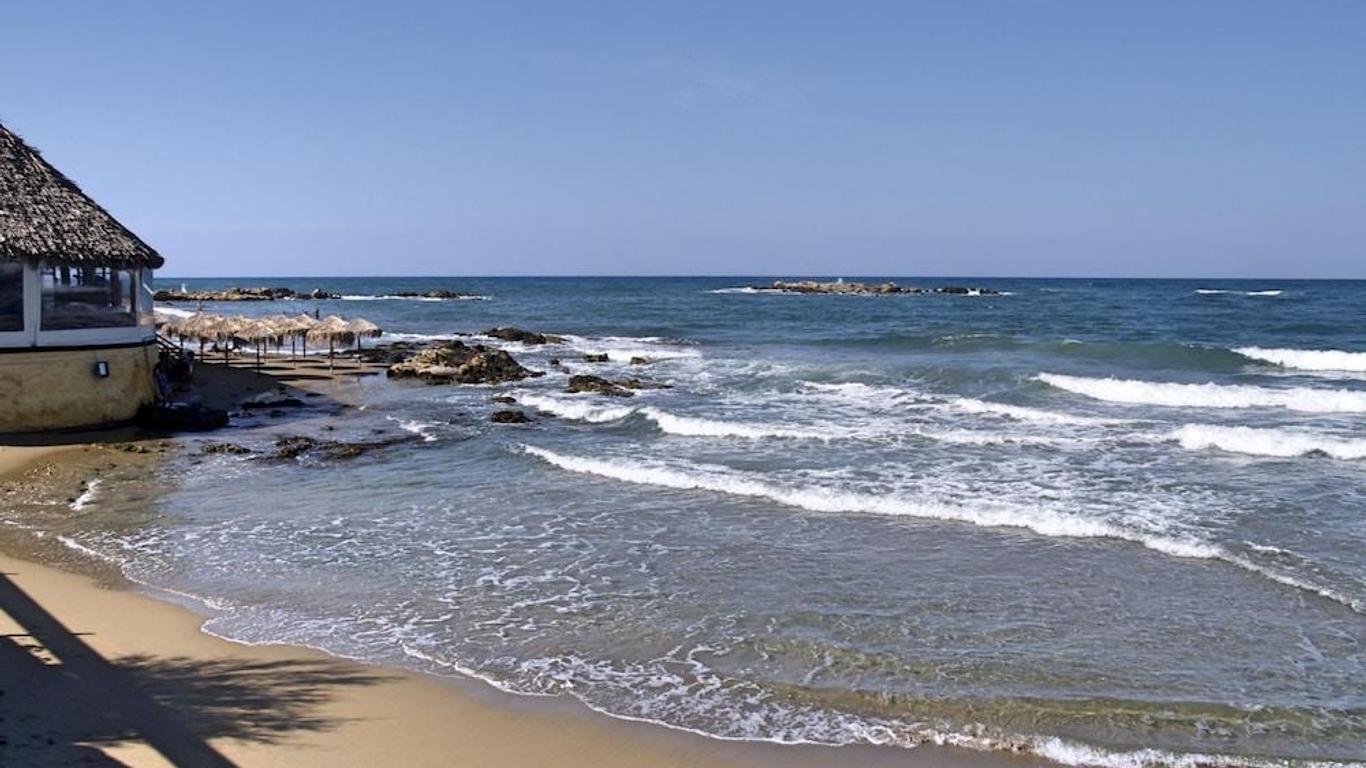 Porto Kalamaki Hotel