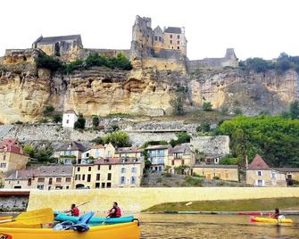 Air-conditioned house between Lot and Dordogne surrounded by nature private salt pool - Monségur - Edificio