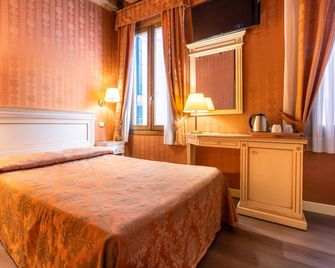 Lanterna di Marco Polo - Venice - Bedroom