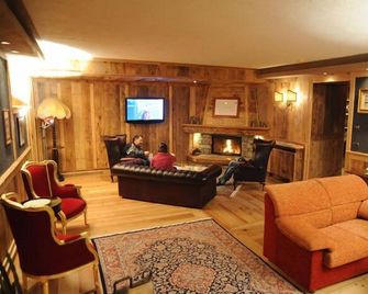 Hotel Laghetto - Brusson - Salon