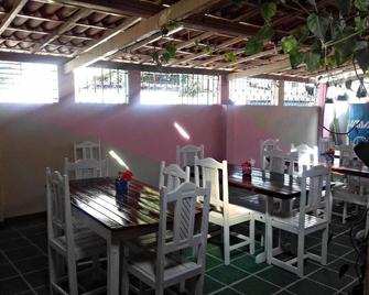 Pousada Cachoeira da Fumaça - פלמירס - מסעדה