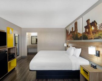 Days Inn by Wyndham Greeneville - Greeneville - Schlafzimmer