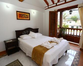 Hotel Casa Cantabria - Villa de Leyva - Bedroom