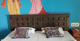 Hare Krishna Guest House - Jodhpur - Schlafzimmer