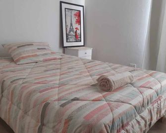 La Casa Hospedaje Está Ubicada en el Centro de la Ciudad,. Desde Aquí Podrá - Ica