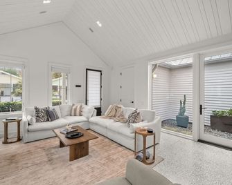 كاسا مونت كريستو لاكشري هوم ستيبس ت ب 7ث أفيي - تامبا - غرفة معيشة