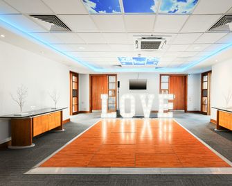 Holiday Inn Rochester - Chatham By IHG - Rochester - Lobby