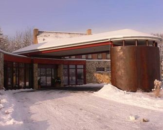 Balland's Hotel & Restaurant - Essel - Gebouw