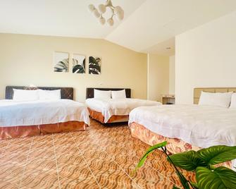 16 Alley Hostel - Hengchun Township - Schlafzimmer