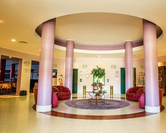 Hotel Glis - San Mauro Torinese - Recepción