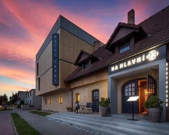 Hotel Frýdl - Prague - Building