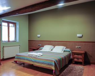 Casa Rural Altzibar-berri - Urnieta - Bedroom