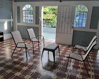 Hostal Venezuela - San Salvador - Patio