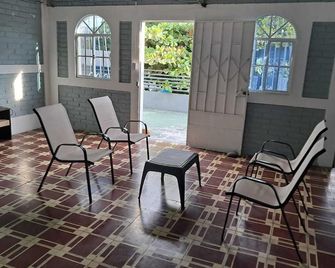 Hostal Venezuela - סן סלבדור - פטיו