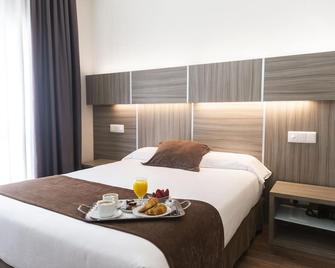 Hotel Serrano by Silken - Madrid - Yatak Odası