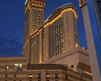 Nour Althuria Hotel - Elaf Almaqam - Mecca - Building
